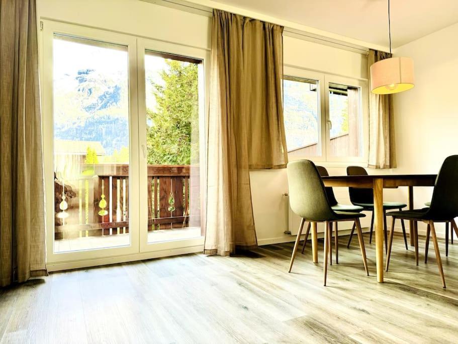 Bellevue & Classy Mountain View Apartment Kandersteg Esterno foto
