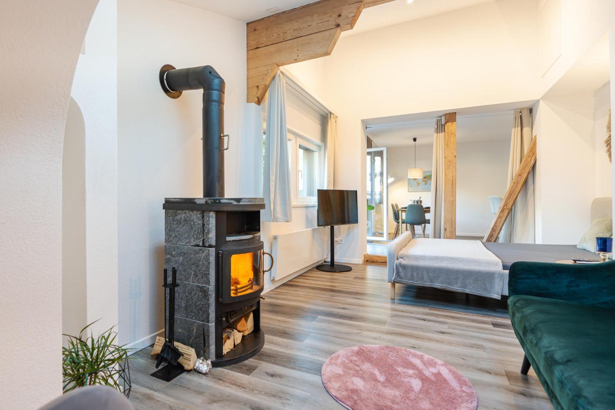 Bellevue & Classy Mountain View Apartment Kandersteg Esterno foto